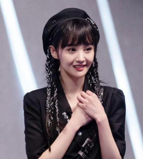 郑爽郑成华吃瓜小助理,揭秘吃瓜小助理背后的真相