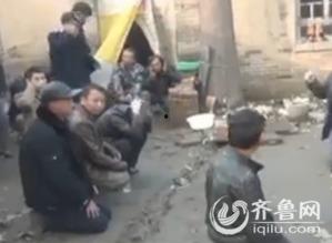 周扒皮吃瓜的视频